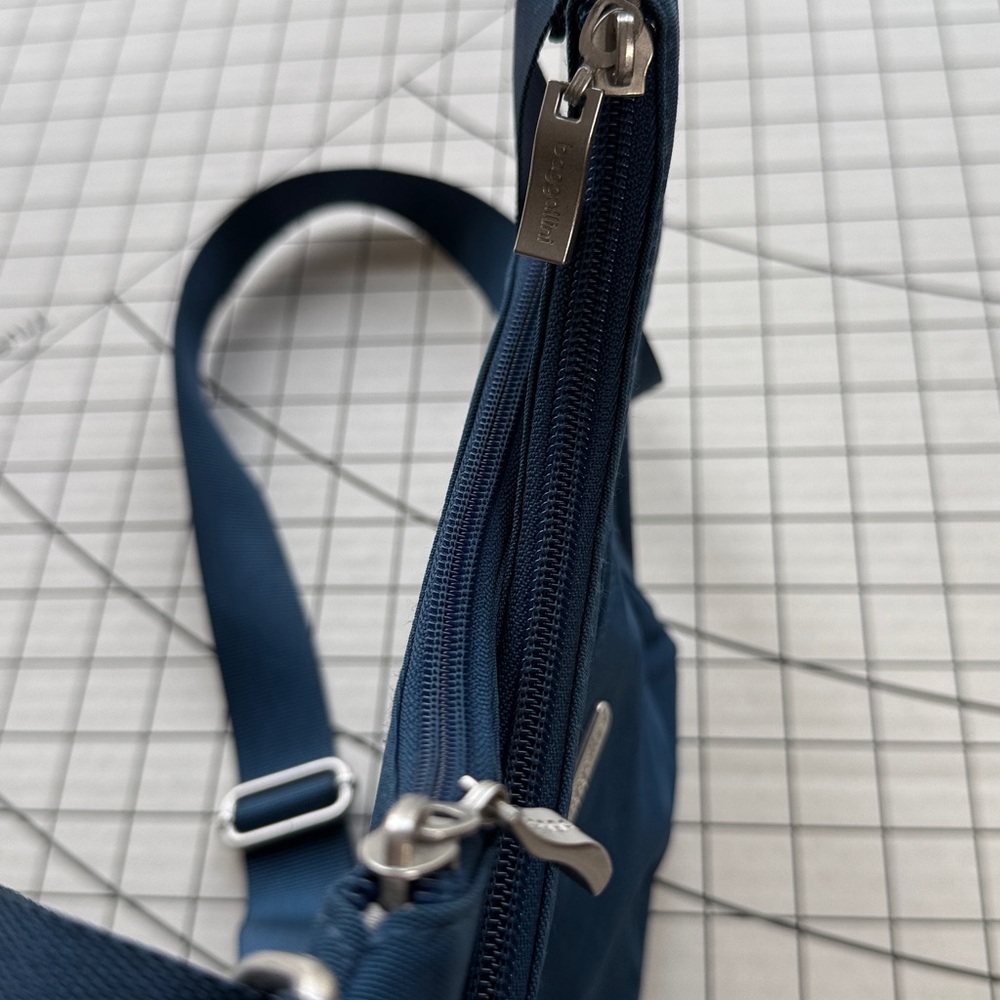Baggallini Blue Nylon Crossbody Bag | Lightweight Travel Purse | Zip Pockets - Picture 11 of 11